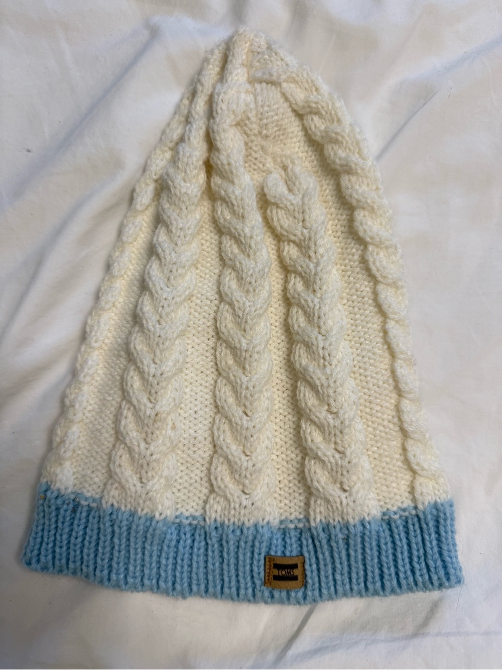 TOMS Cozy Cable-Knit Beanie in Cream with Light Blue Trim